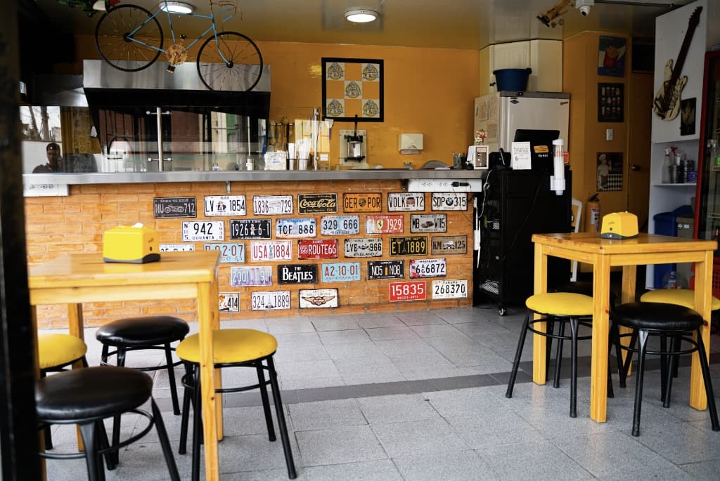 Ambiente Zip'Alitas - Las mejores alitas de Bogotá